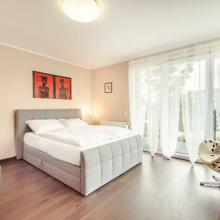 Vacationclub - Pionierow 6, Apartament 31 Daire